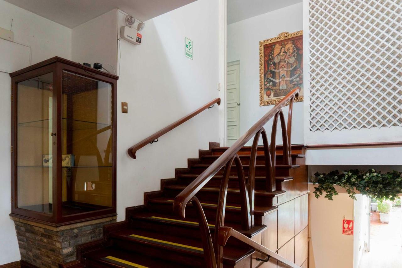 Hotel Basadre Suites Лима Экстерьер фото